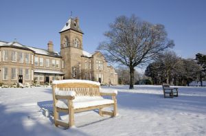 askrigg november 30 2010 snow image1 sm.jpg